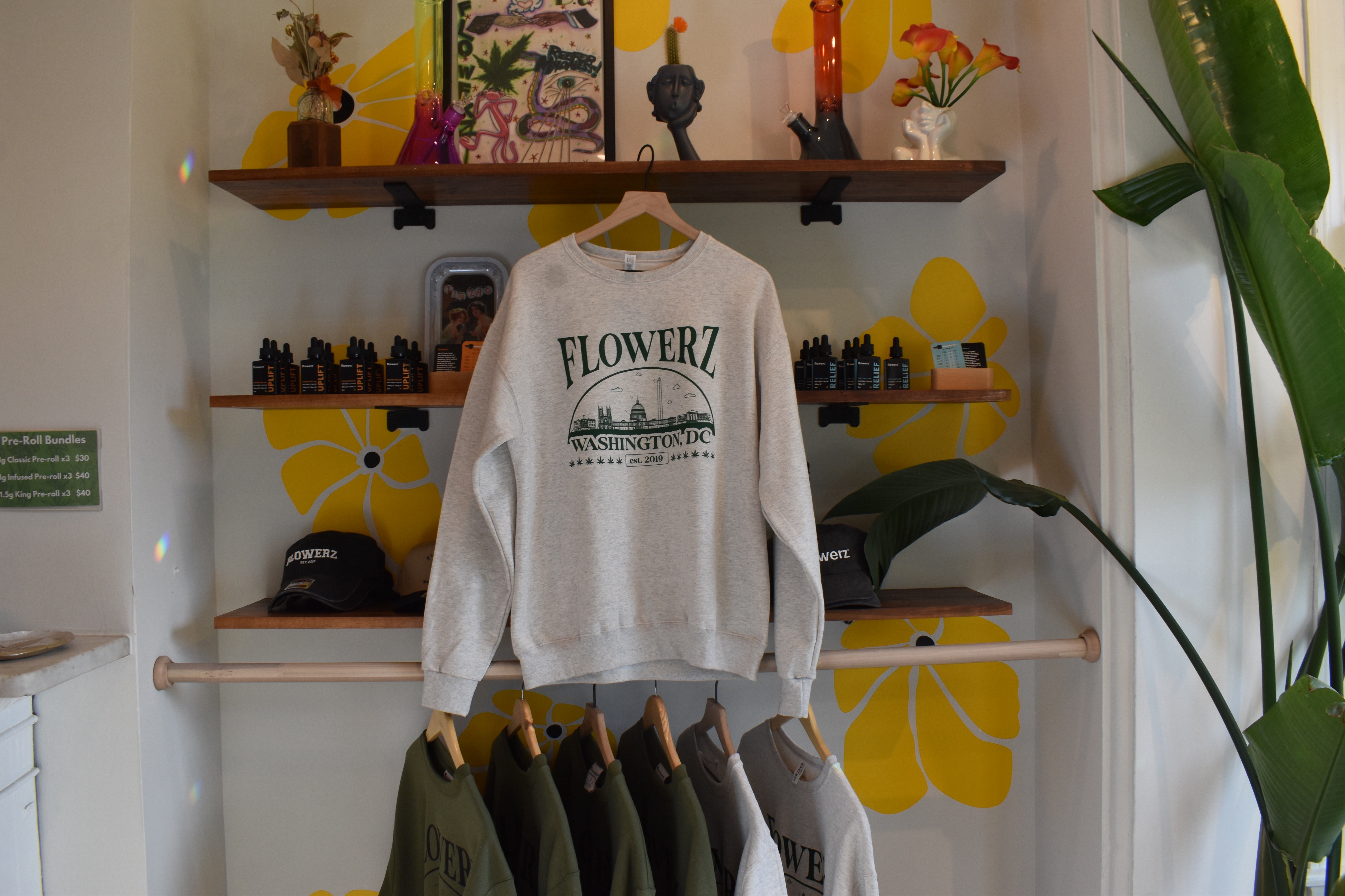 Flowerz DC Crewneck | flowerz Flowerz DC Crewneck | flowerz